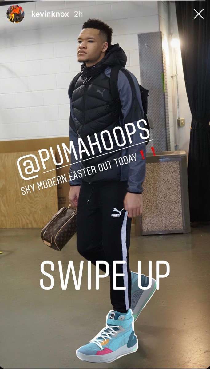 (via @kevinknox/Instagram)